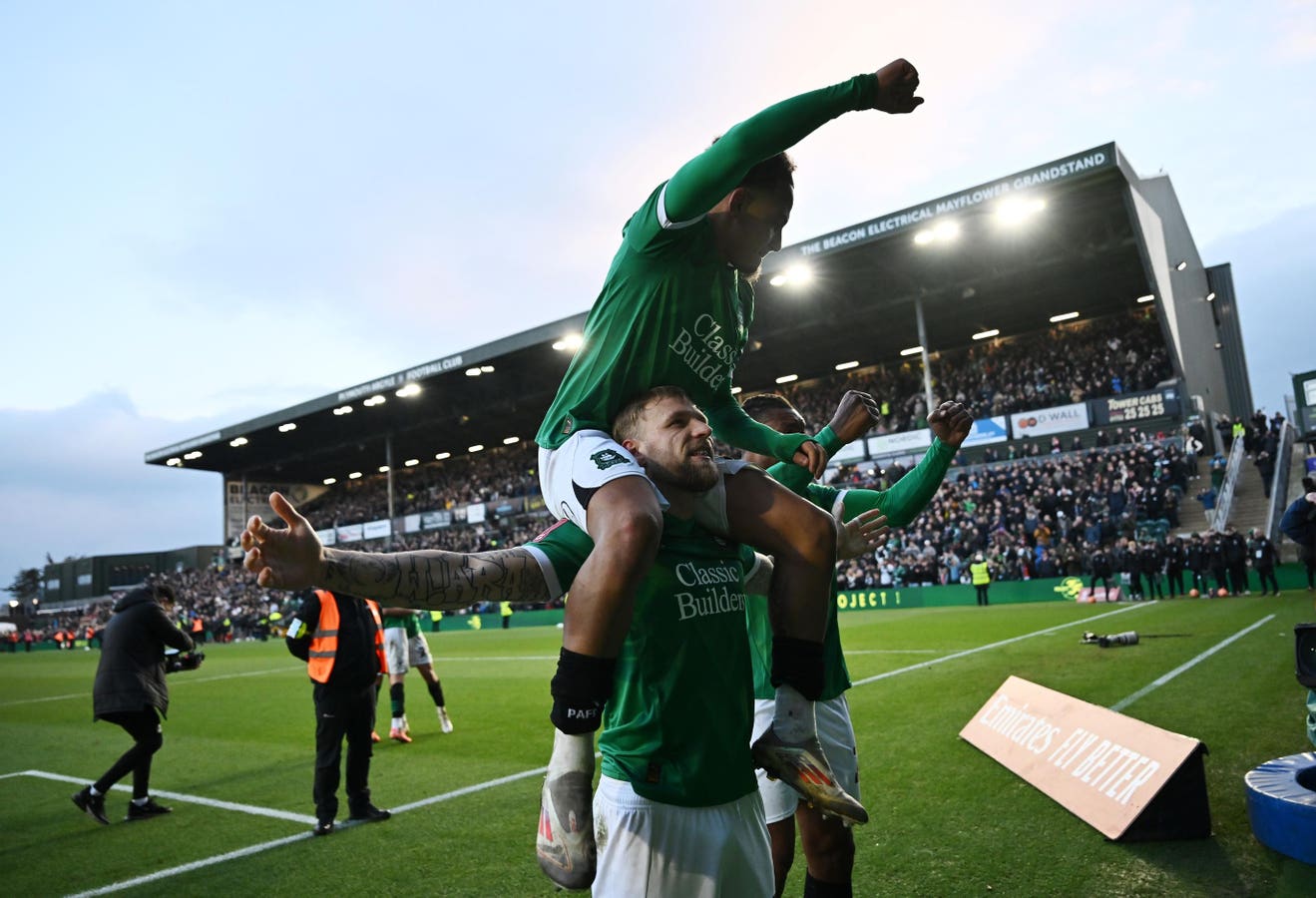 Bristol City And Plymouth Argyle Are Showing Green Soccer Is Possible