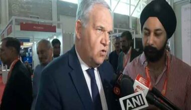 France Minister condoles deaths of victims in J-K attacks