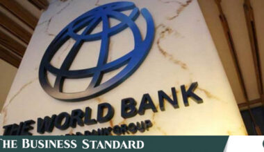 WB cuts FY25 growth forecast to 3.3%