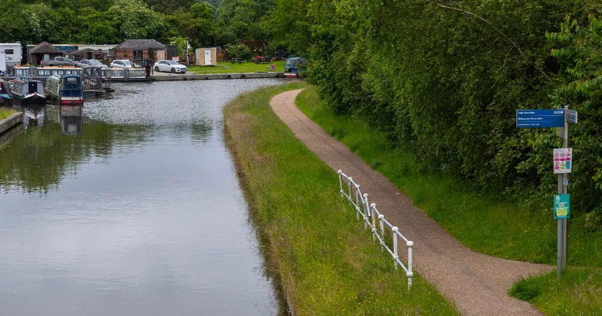 Patrols along popular canal towpath after reports of 'man hiding in the bushes'