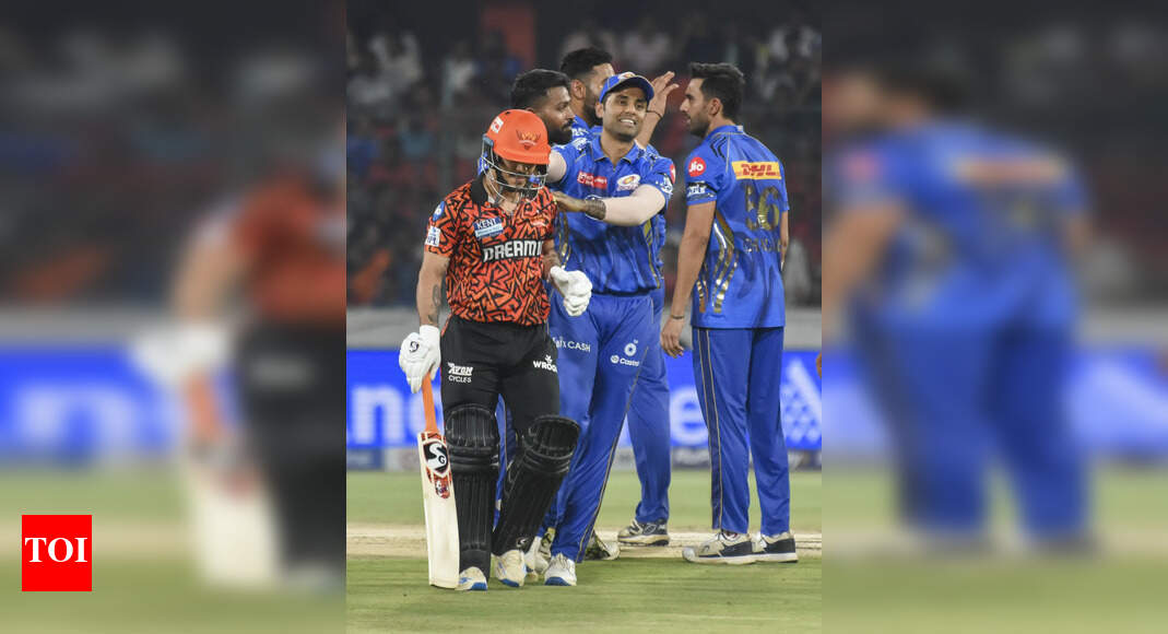Ishan Kishan's dismissal against Mumbai Indians leaves leading cricket commentator 'perplexed' | Cricket News