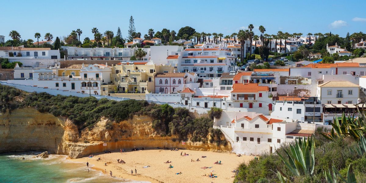 Britons in Portugal must hold correct documents or face 'difficulties' upon EU travel system launch
