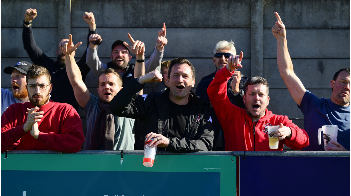 The best title race in England - Six teams can still win the National League South on the final day