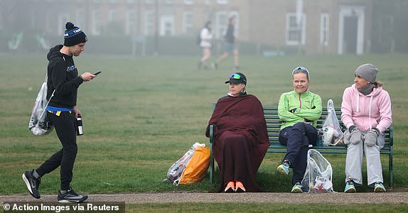 Athletics - London Marathon - London, Britain - April 27, 2025 Participants in Blackheath ahead of the London Marathon Action Images via Reuters/John Sibley