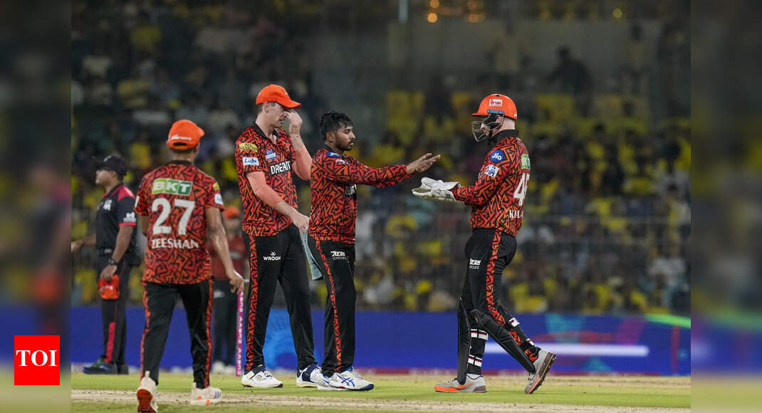 Sunrisers Hyderabad team jets off to Maldives after their win over CSK | Cricket News