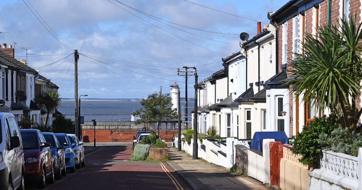 'Groups of youths targeting homes' in seaside resort