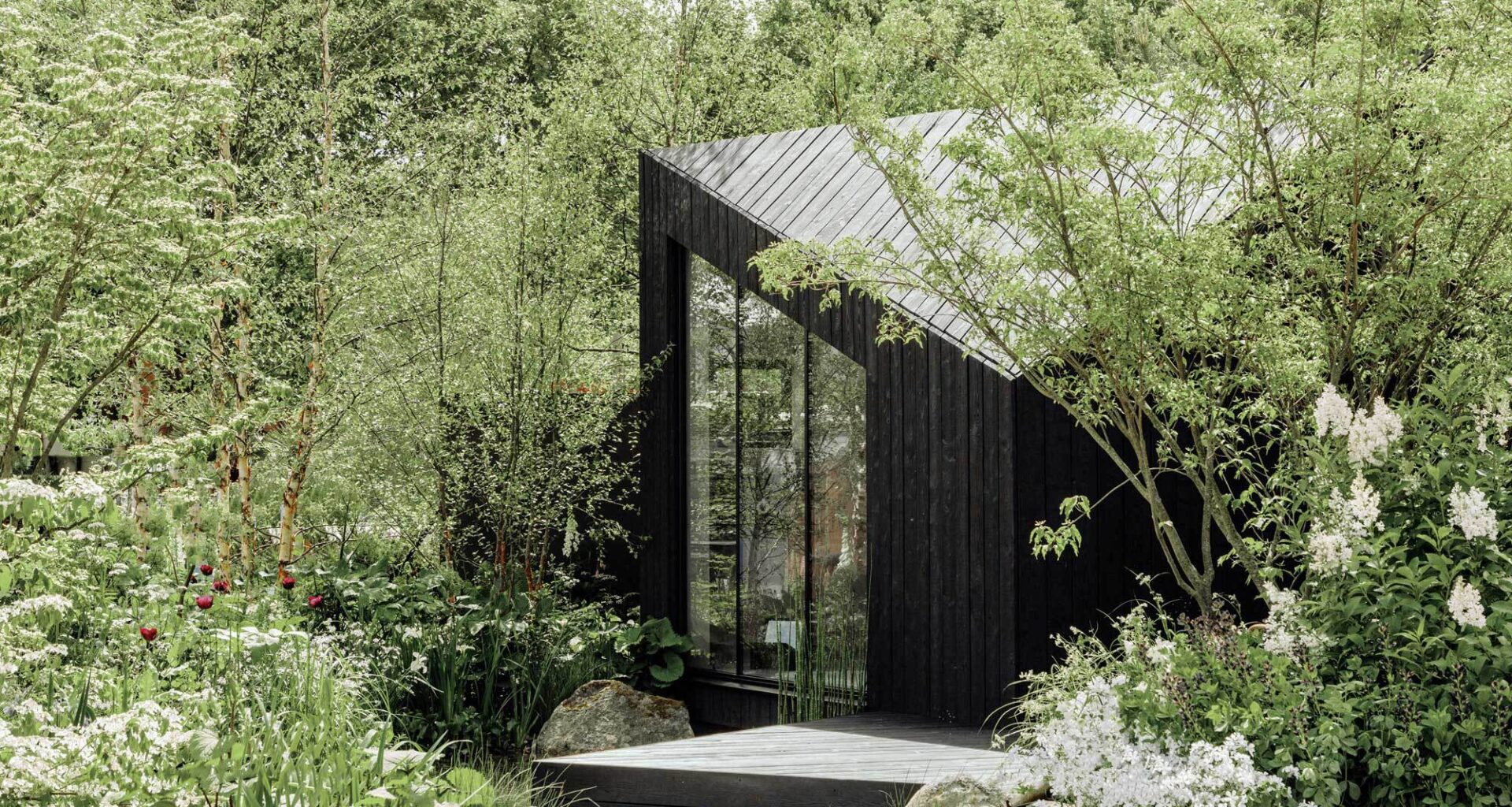Koto Niwa Cabin / Koto