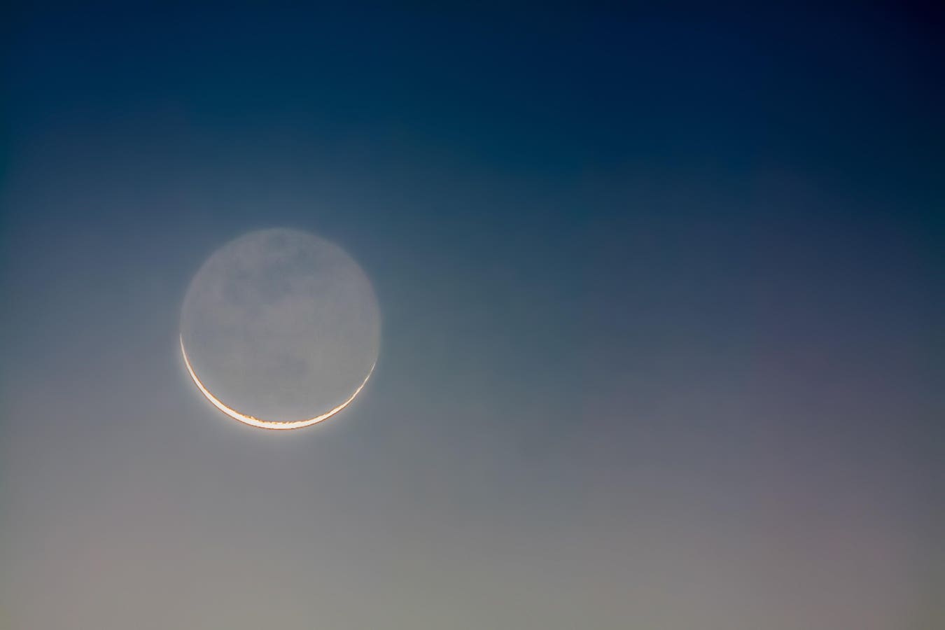 Sunday’s ‘New Supermoon’ Is 2025’s Closest — Expect King Tides