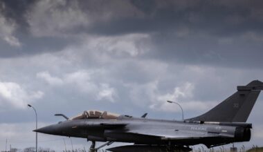 India, France sign ₹63,000 crore deal for 26 Rafale fighters | Latest News India