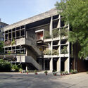 The Colonial Legacy of Concrete in the Global South - Image 4 of 8