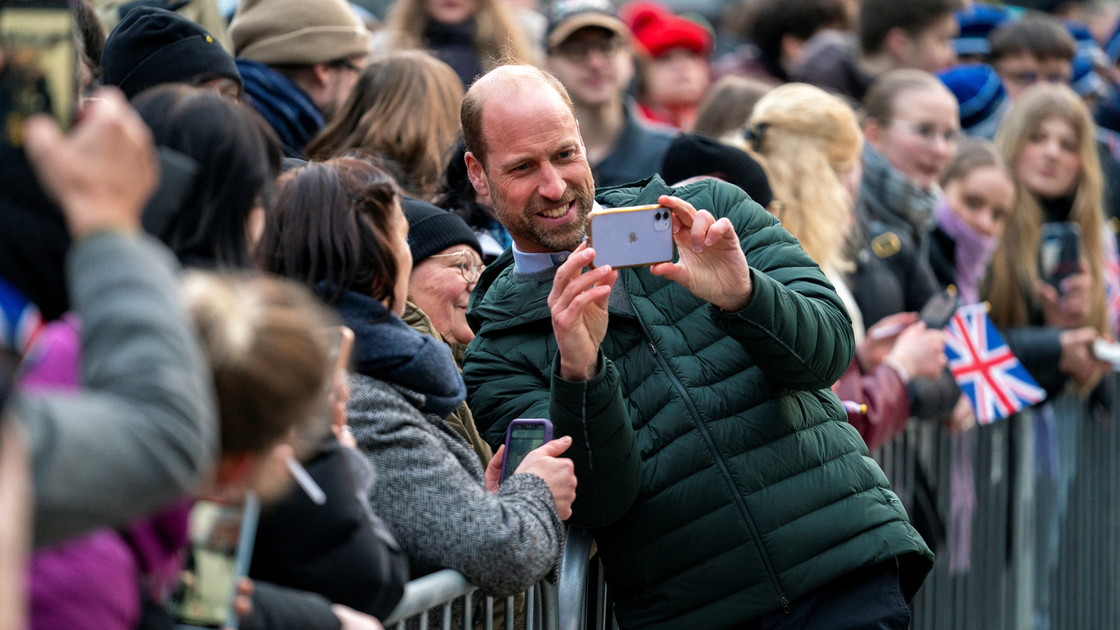 Prince William breaks this unofficial royal protocol put in place by his grandmother Queen Elizabeth II | Trending