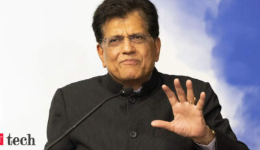Union minister Piyush Goyal meets UK leaders, calls it a 'fruitful exchange' to boost economic ties