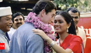 When Padmini Kolhapure kissed Prince Charles and created a stir: 'British immigration officer asked me...I was left embarrassed..' | Hindi Movie News