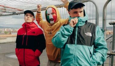 ‘Kneecap are not the story’: Dozens of artists weigh in behind under-fire Belfast rappers
