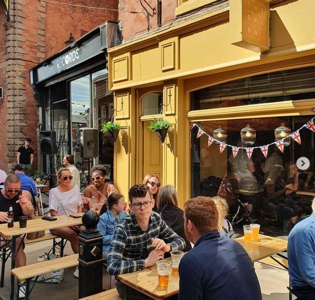 Inside they'll be a fully licensed can bar by The Spinn Off and multiple food stalls in the open-air area