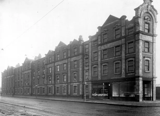 Tenements on Rochdale Road in Collyhurst, near Moore Street, in 1905