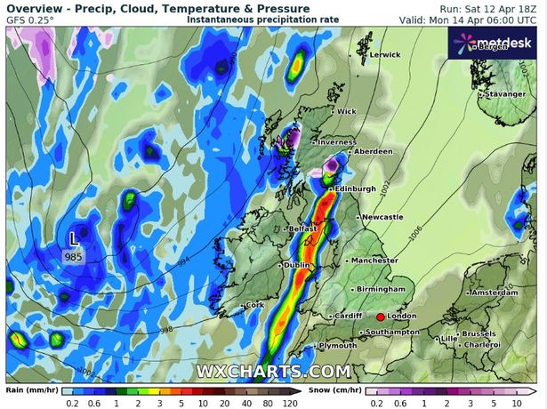 A map of the rain clouds approaching the UK