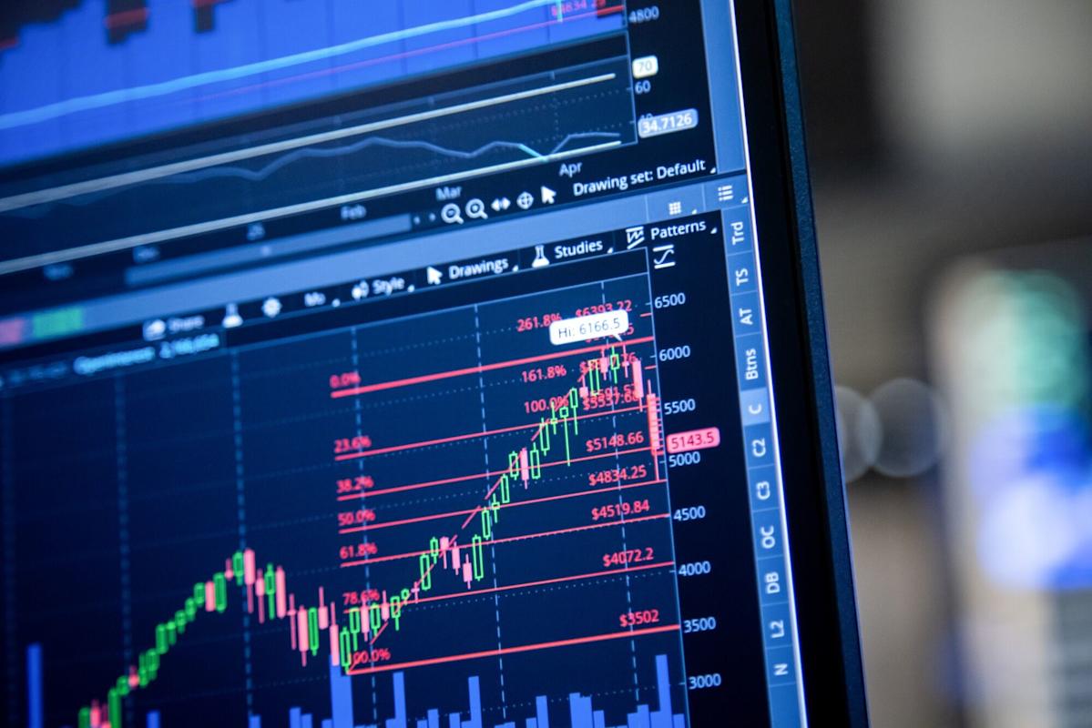 Stocks Rebound as Traders Bet on Tariff Progress: Markets Wrap
