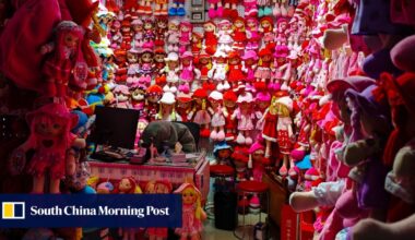 Chinese traders in world’s largest wholesale market adjust to fewer US buyers