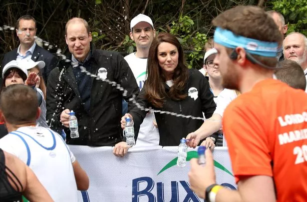William and Kate helped runners at the London Marathon in 2017 
