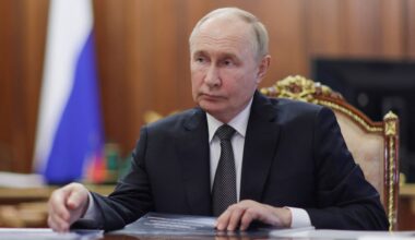 Russia declares unilateral Easter truce; Ukraine says attacks are ongoing | Russia-Ukraine war News