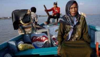 Family in Indonesia turns to mangrove trees to tackle climate change | Weather