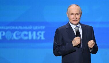 Putin hints at direct talks with Ukraine; Zelenskyy says only after truce | Russia-Ukraine war News