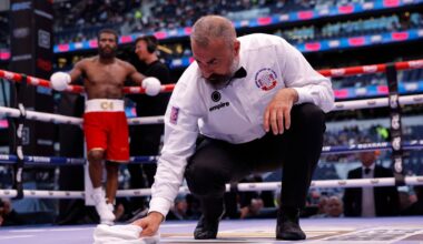 ‘This whole show is a farce’ - Fans fear for Chris Eubank Jr vs Conor Benn as ref forced to wipe down slippery canvas