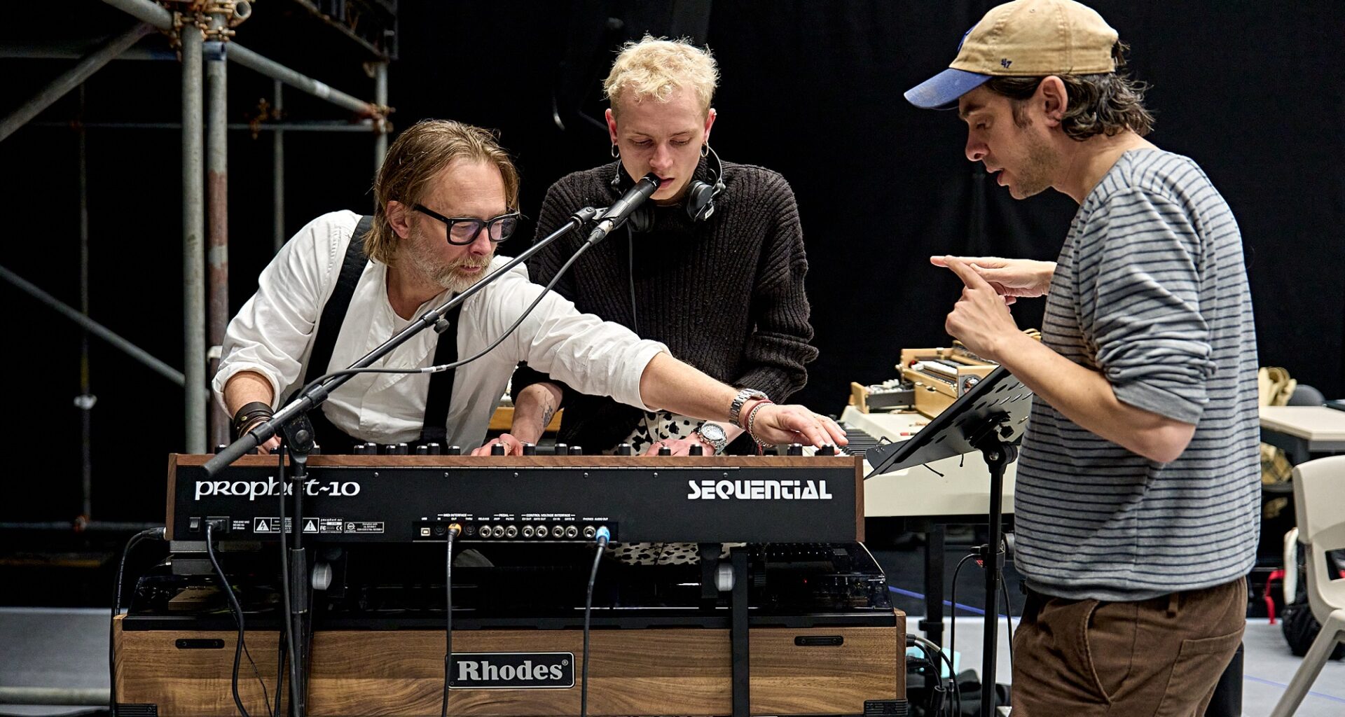 Thom Yorke explains connection of Radiohead's 'Hail To The Thief' to new 'Hamlet' production