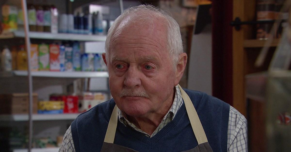 Emmerdale's Eric has health crisis as he's left in panic with cruel twist | Soaps