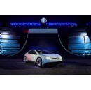 Driving experience in a class of its own: BMW Vision Driving Experience shines in Shanghai with spectacular manoeuvres and gleaming paintwork.