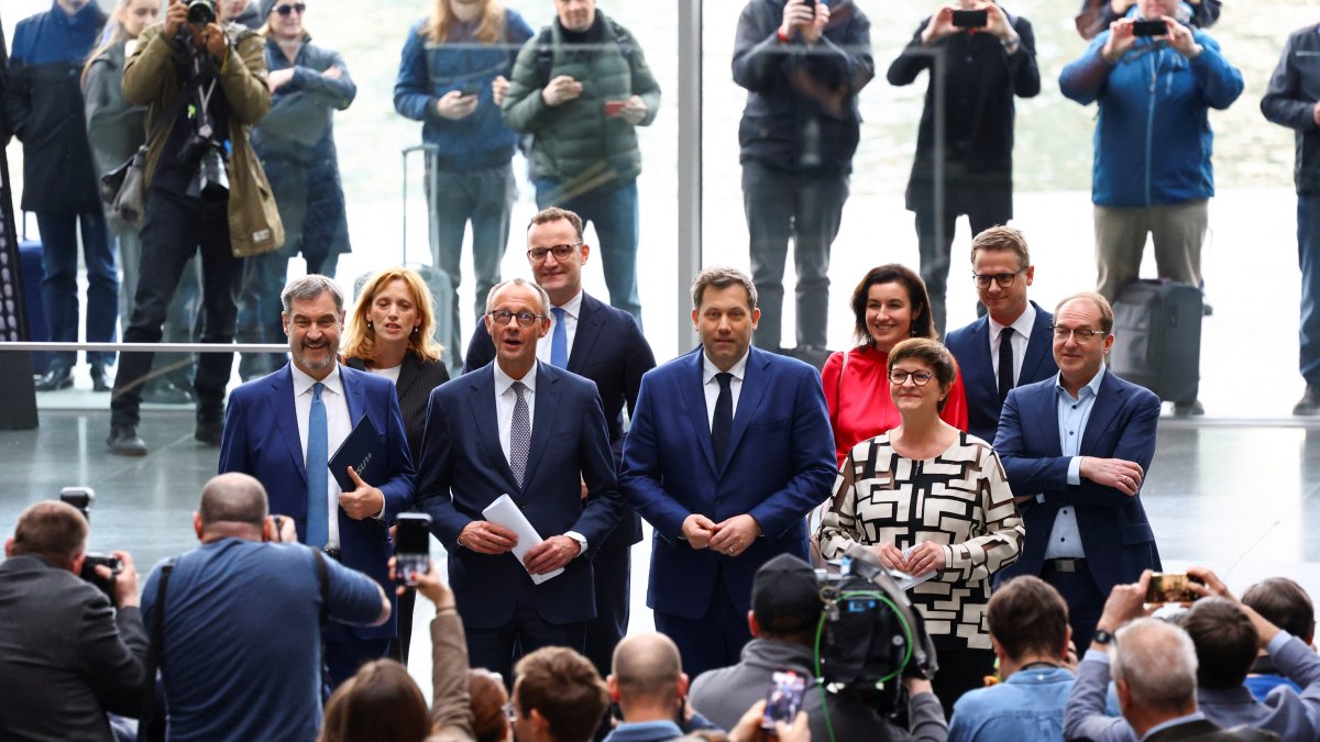 Germany’s Turks slam new coalition for sidelining Muslims’ issues