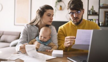 Experts reveal the 8 ways you can save money as household bills soar | UK | News