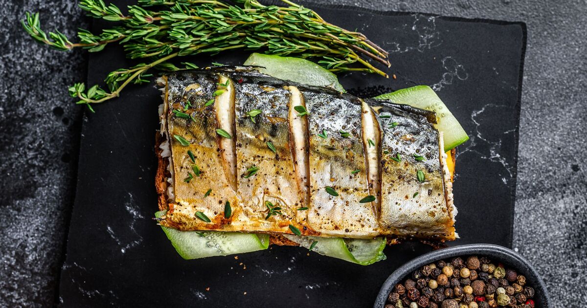 People told to stop eating 1 fish - 'deeply concerning'