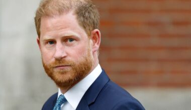 Royal Family LIVE: Prince Harry on path 'difficult to turn back from' | Royal | News