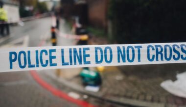 London mosque stabbing sees police rush to Greenwich street | UK | News