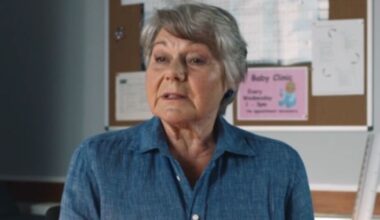 Beyond Paradise fans fear for character after worrying discovery | TV & Radio | Showbiz & TV