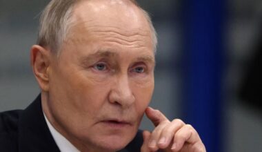 Russia economy meltdown as nation 'bleeding cash' | World | News