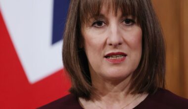 Millions of pensioners at risk as Rachel Reeves plots new £40bn tax raid | Personal Finance | Finance