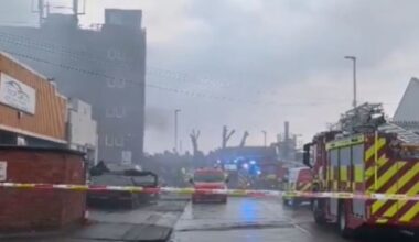 Leicester fire: Smoke billows over city as 10 engines battle 'major' blaze | UK | News