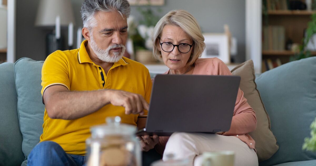 Over 60s warned of 'risky pension oversight' that can make big inheritance tax difference | Personal Finance | Finance