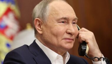 Russia jubilant as Donald Trump plans to hand Crimea and eastern Ukraine to Putin | World | News