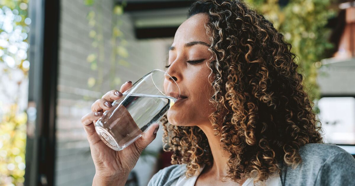 Doctor explains how much water you should drink each day