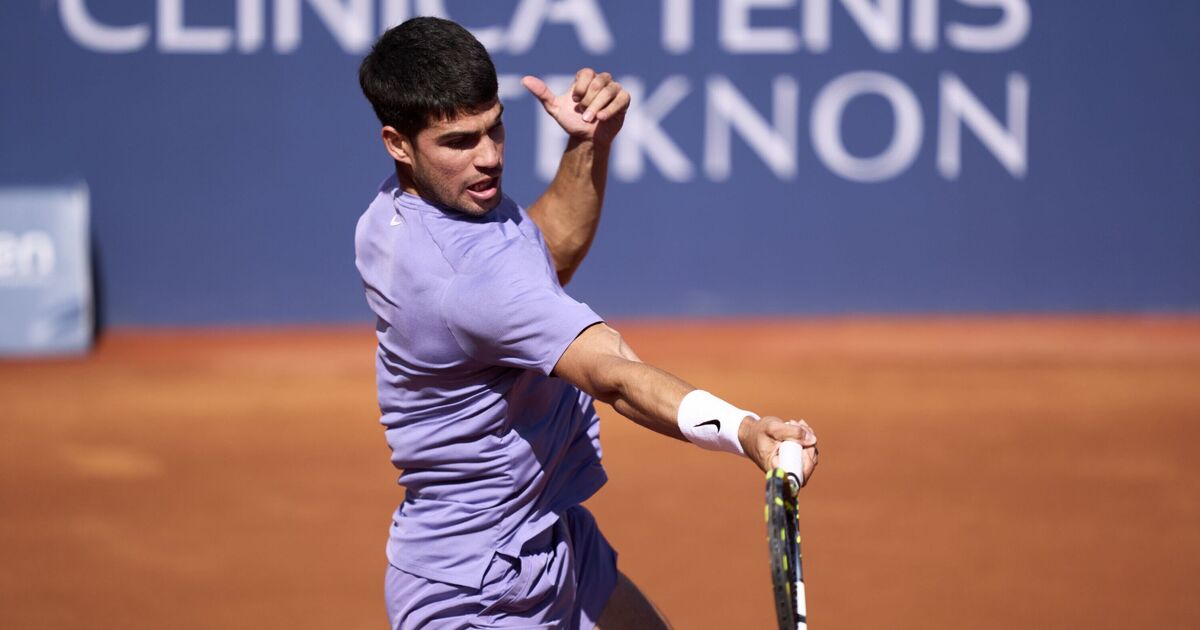 Carlos Alcaraz pulls out of Madrid Open in worrying injury blow before French Open | Tennis | Sport