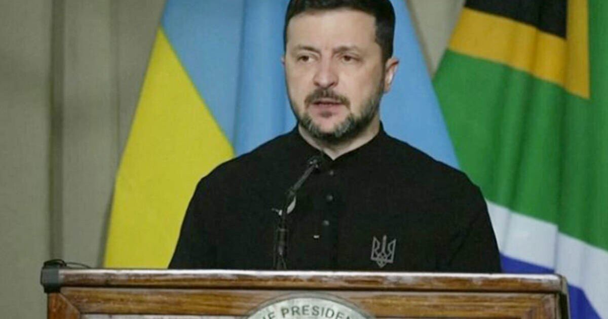 Ukraine LIVE: Zelensky 'ready to sign ceasefire' after Donald Trump ultimatum | World | News