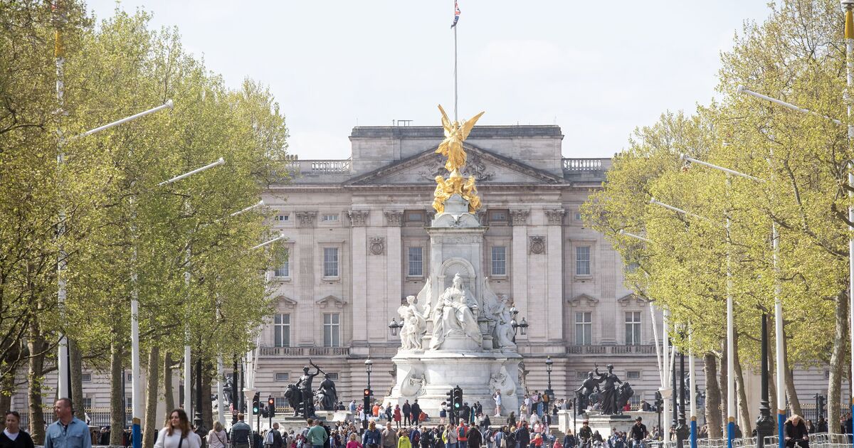 Buckingham Palace is hiring a party planner - job has some major perks | Royal | News
