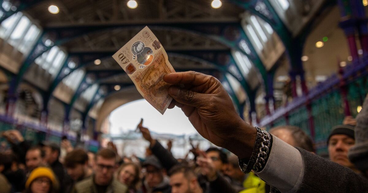 Cashless society warning as disaster awaits for UK towns and cities | Politics | News