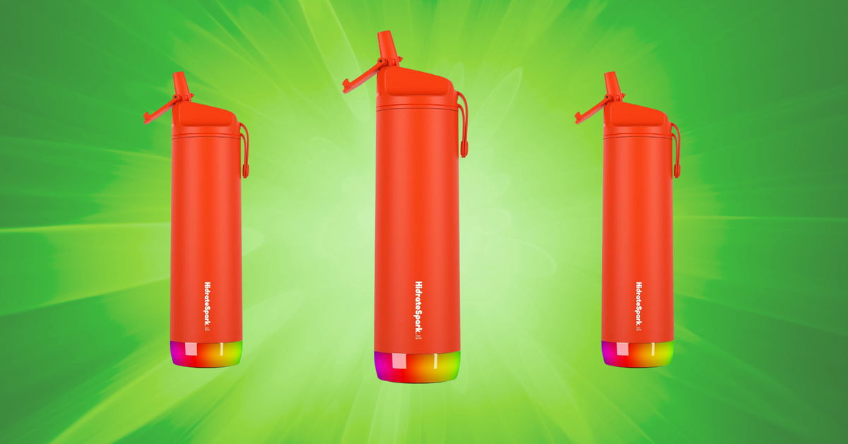 This Smart Water Bottle Will Actually Help You Hydrate
