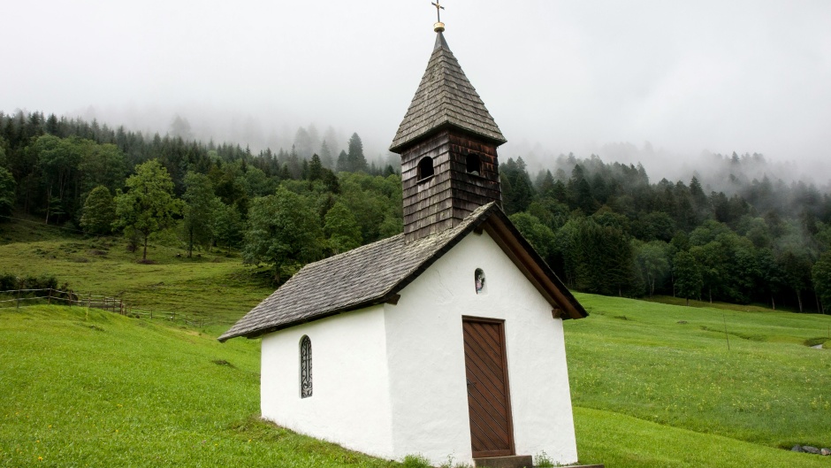 ‘Nones’ outnumber Catholics and Protestants in Germany for the first time, Evangelical Focus