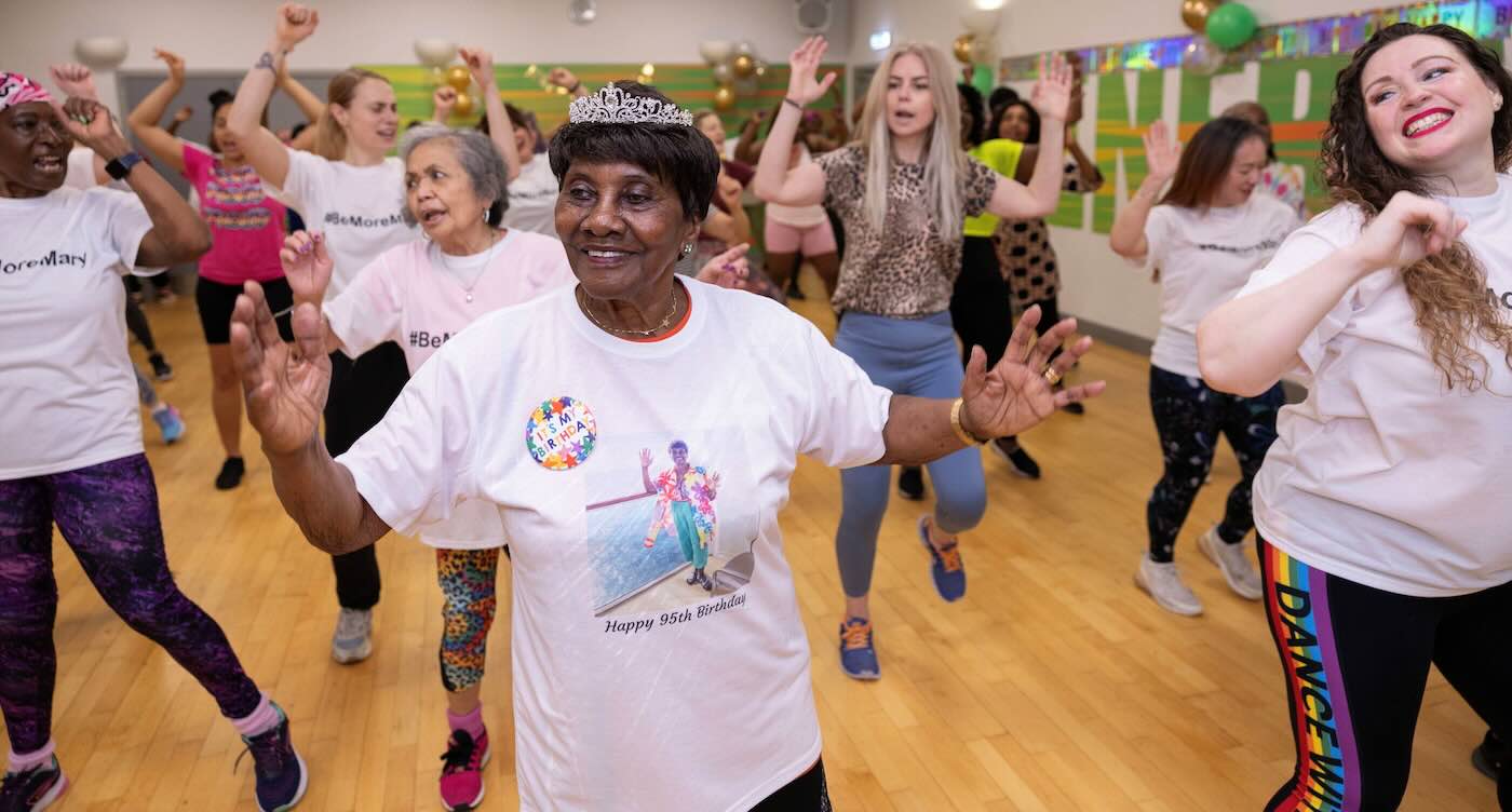 94-Year-old has No Health Issues Thanks to Zumba Classes 3 Times a Week